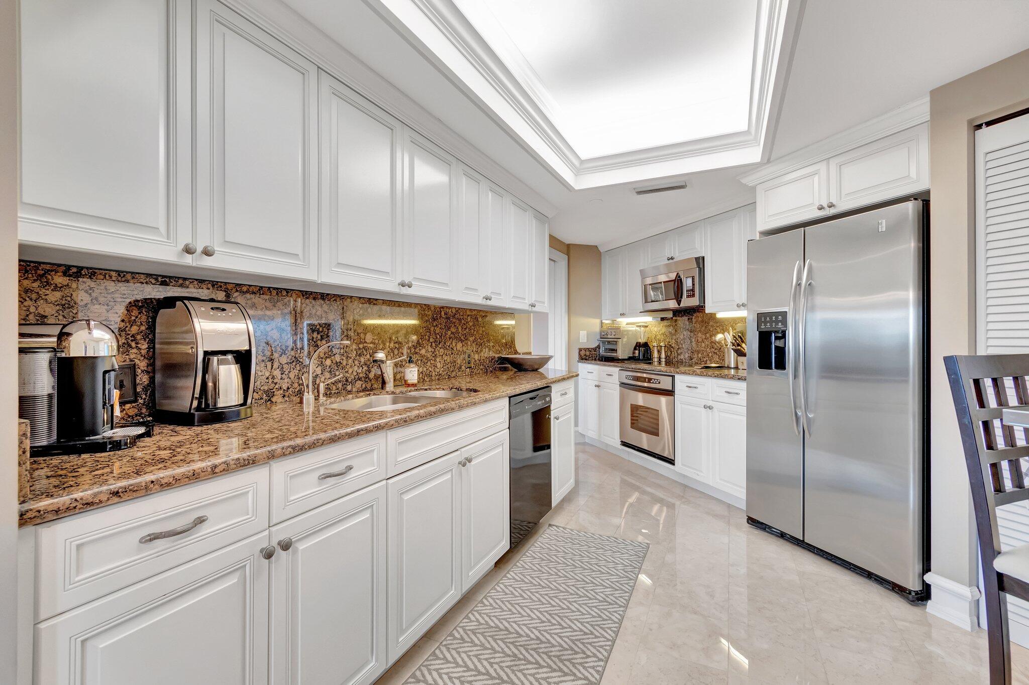 300 SE 5th Avenue 6160