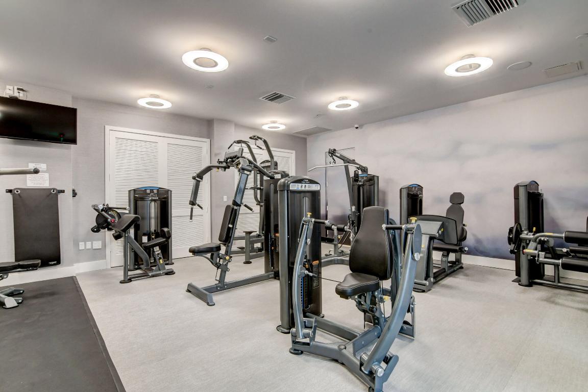 300 SE 5th Avenue 6160