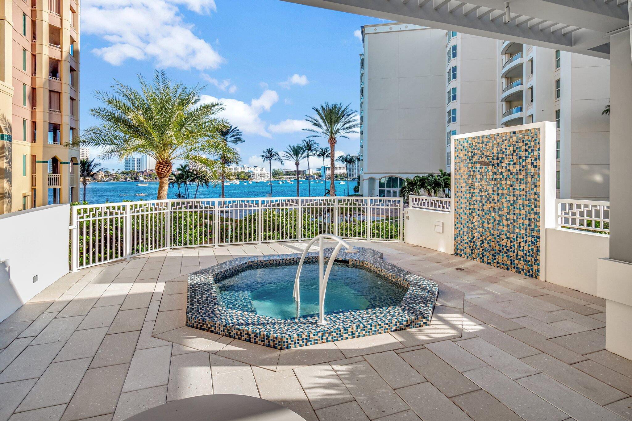 300 SE 5th Avenue 6160