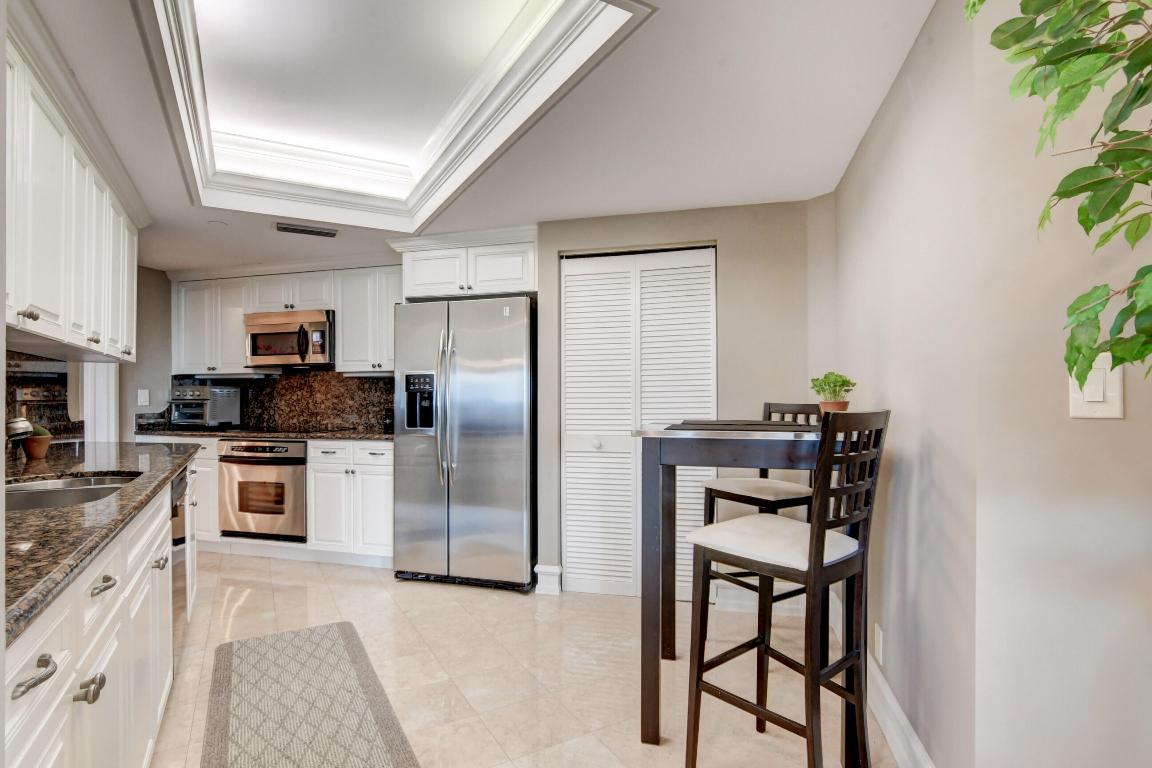 300 SE 5th Avenue 6160