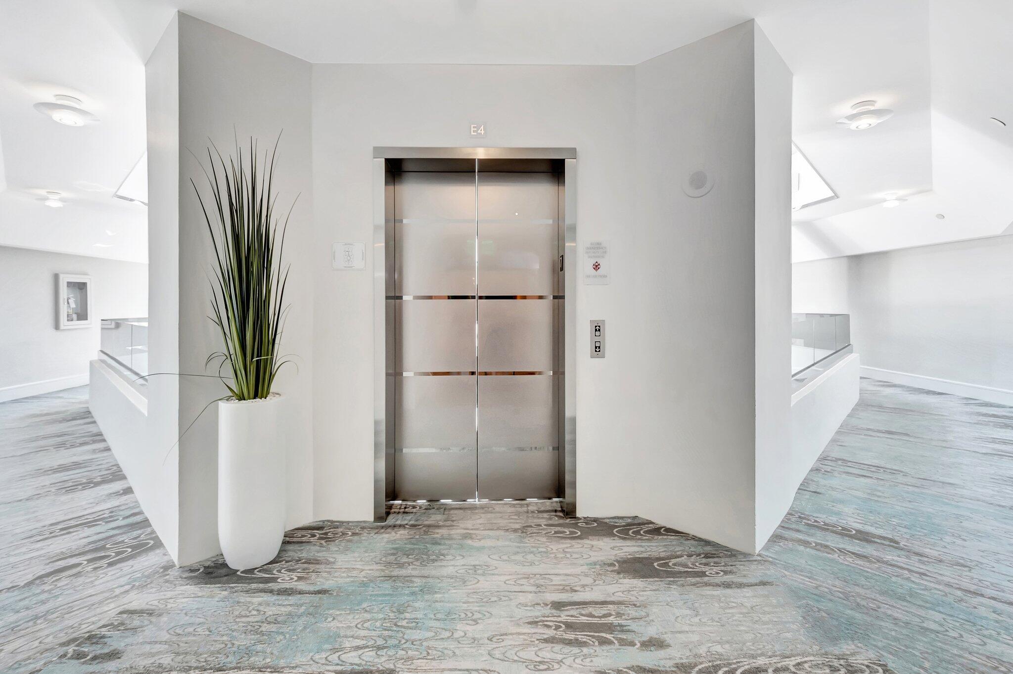 300 SE 5th Avenue 6160