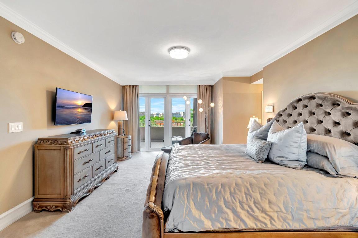 300 SE 5th Avenue 6160