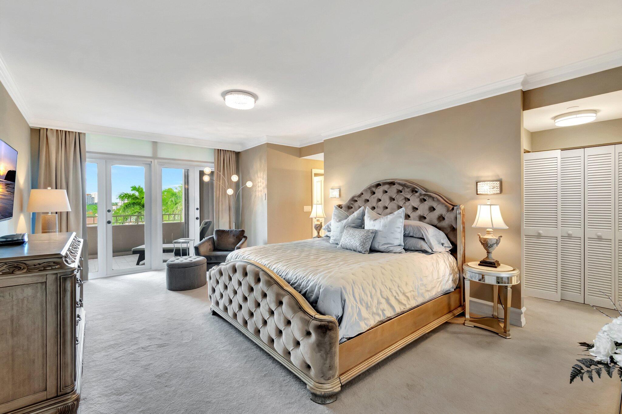 300 SE 5th Avenue 6160