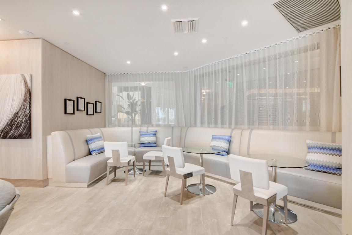 300 SE 5th Avenue 6160