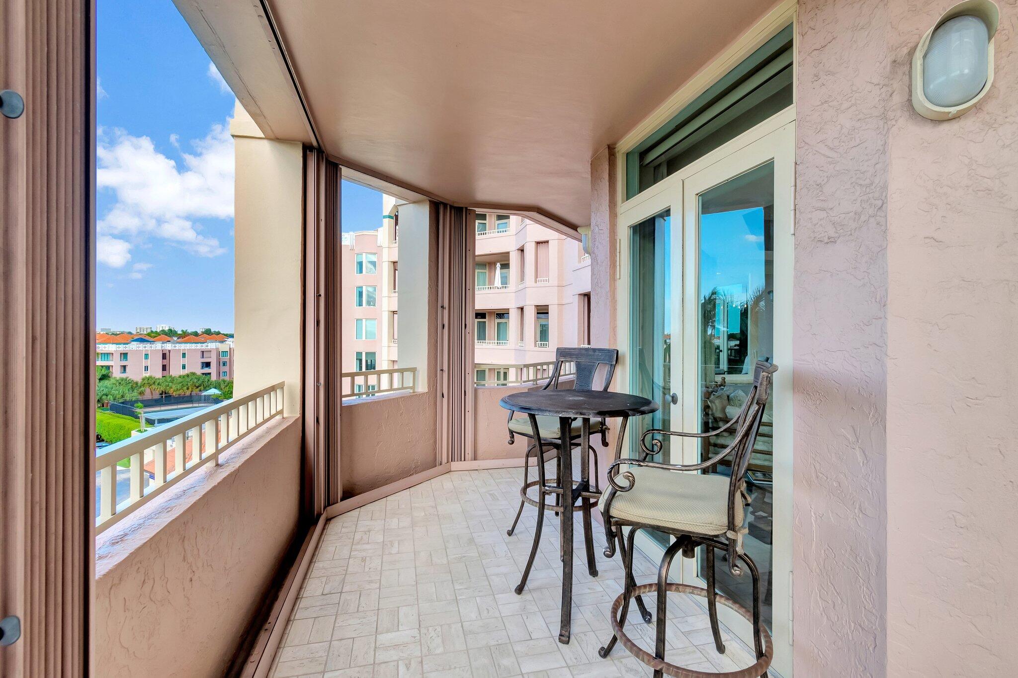 300 SE 5th Avenue 6160