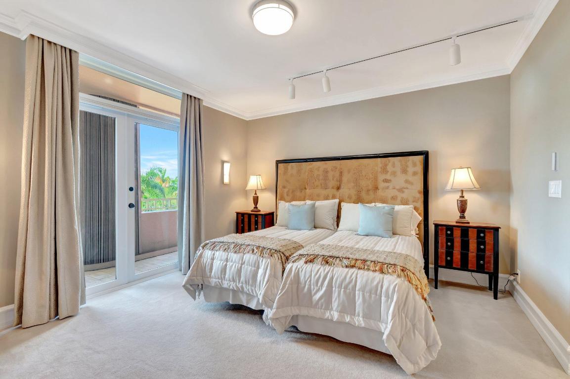 300 SE 5th Avenue 6160