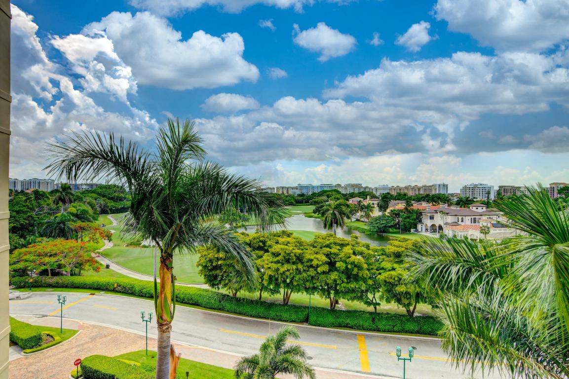 300 SE 5th Avenue 6160