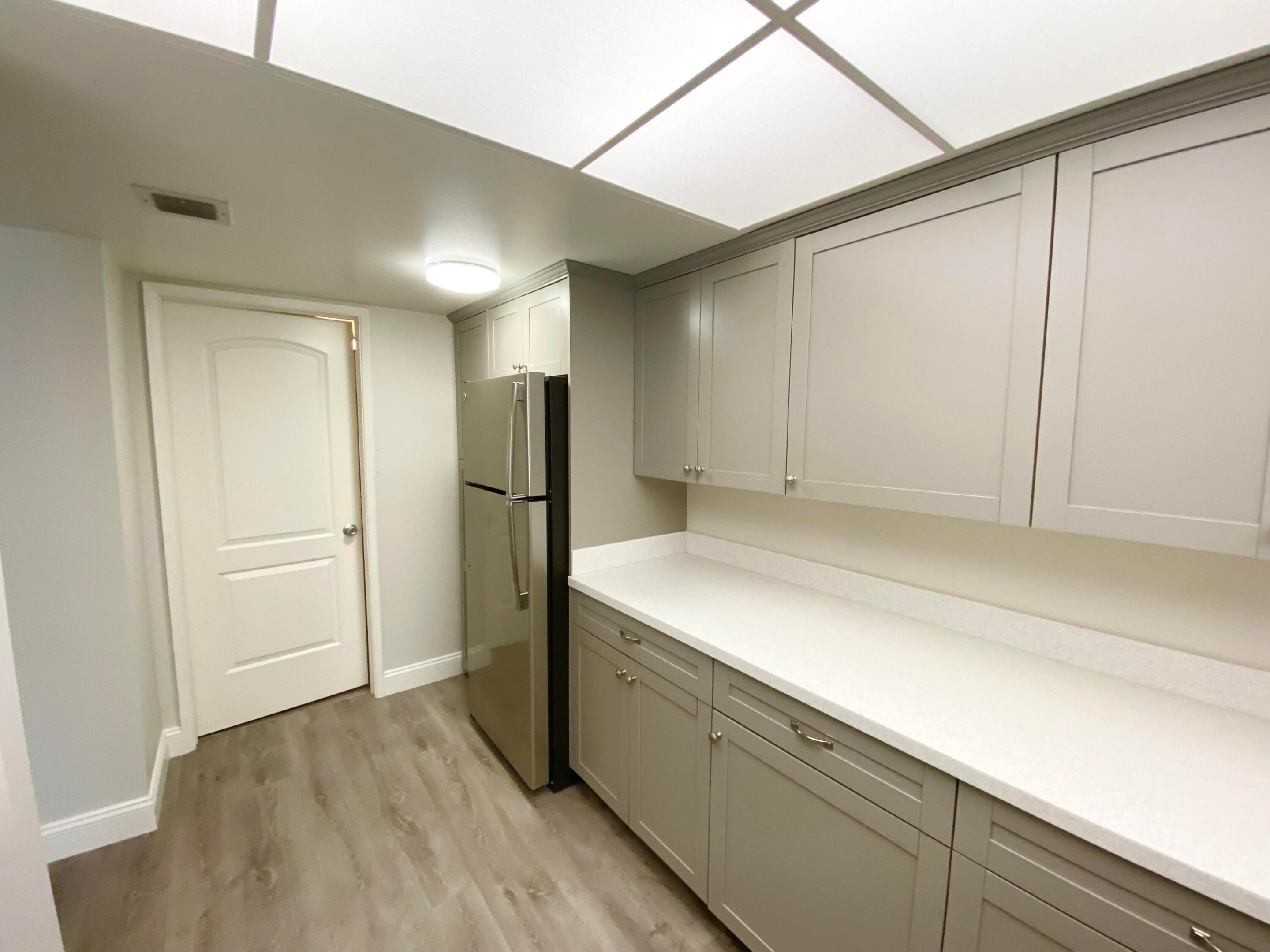 450 Egret Circle 9205