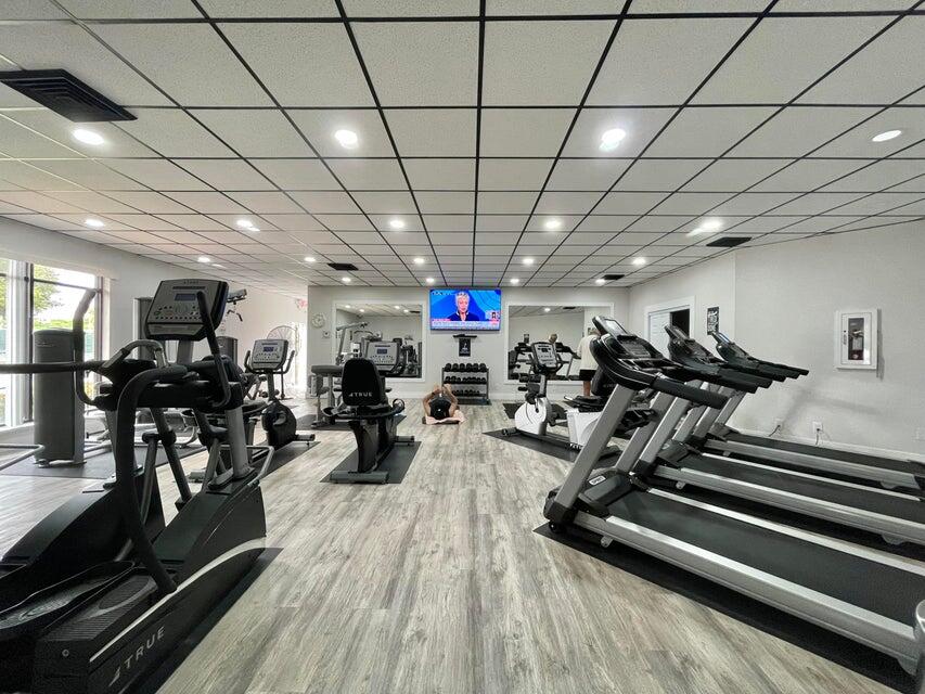 450 Egret Circle 9205