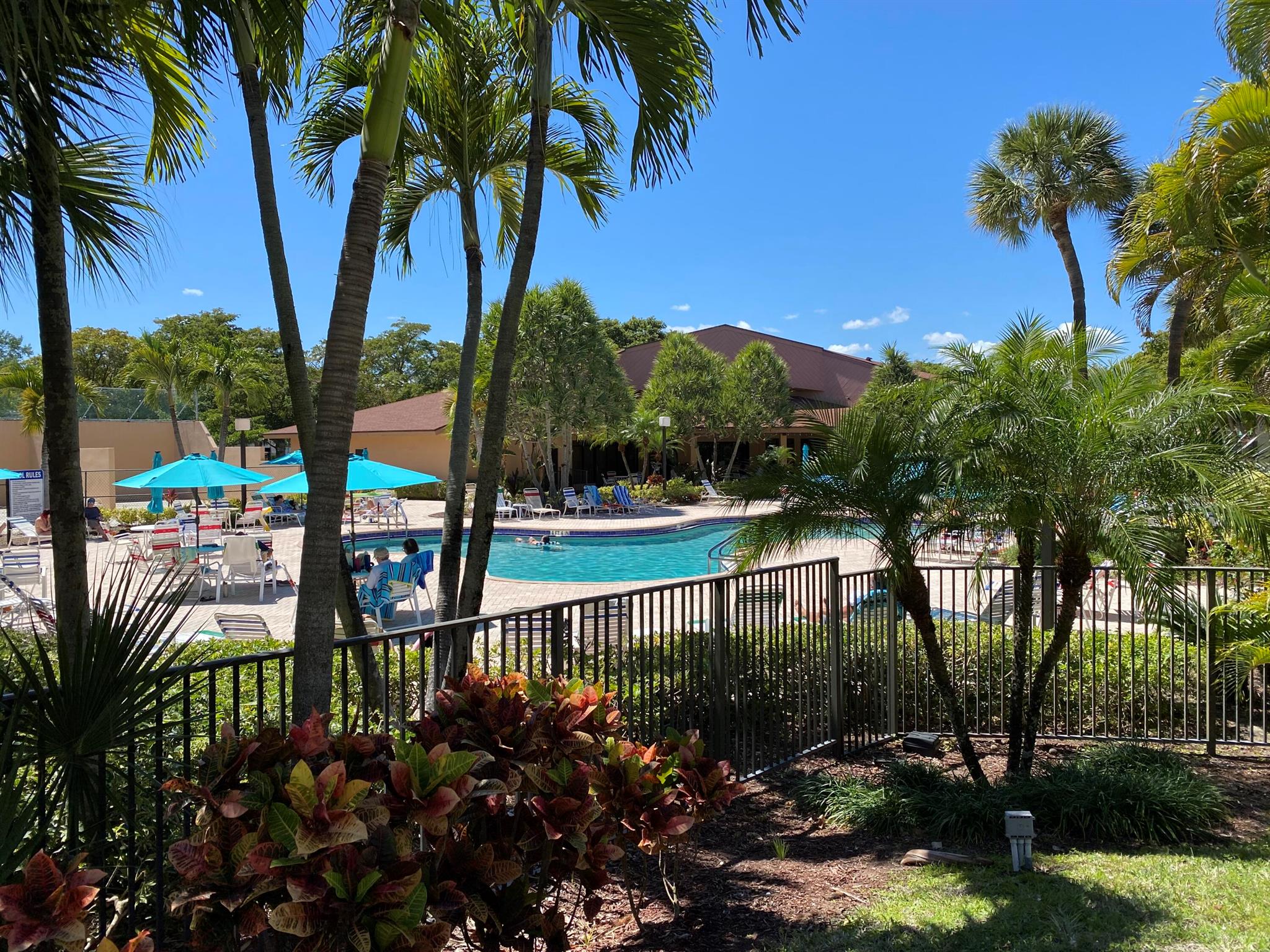 450 Egret Circle 9205