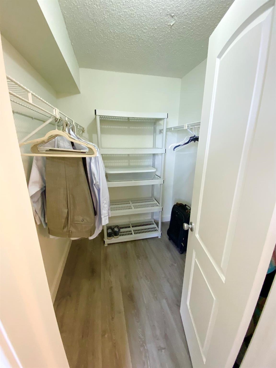 450 Egret Circle 9205