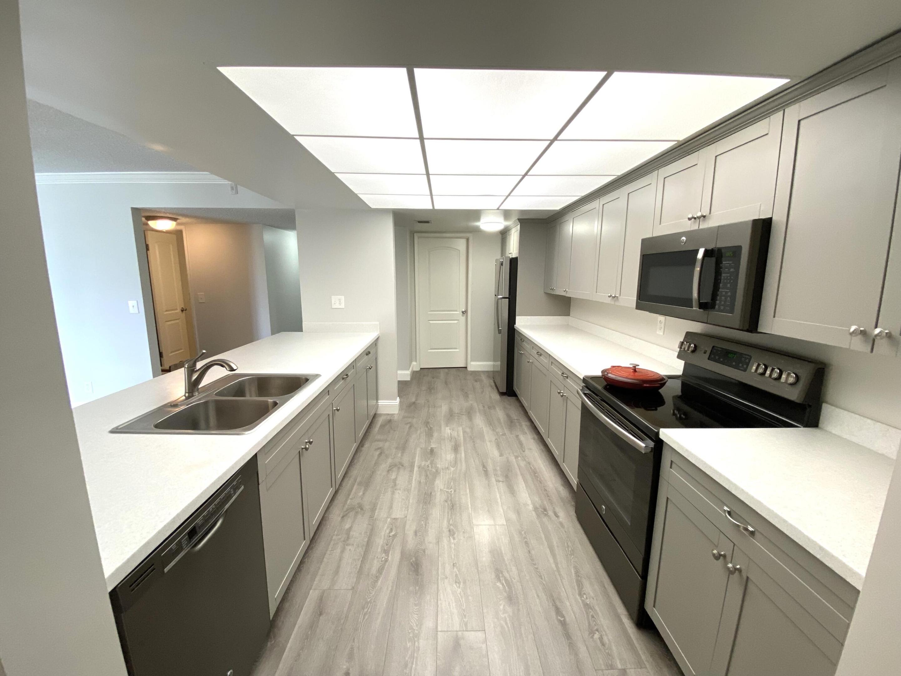 450 Egret Circle 9205