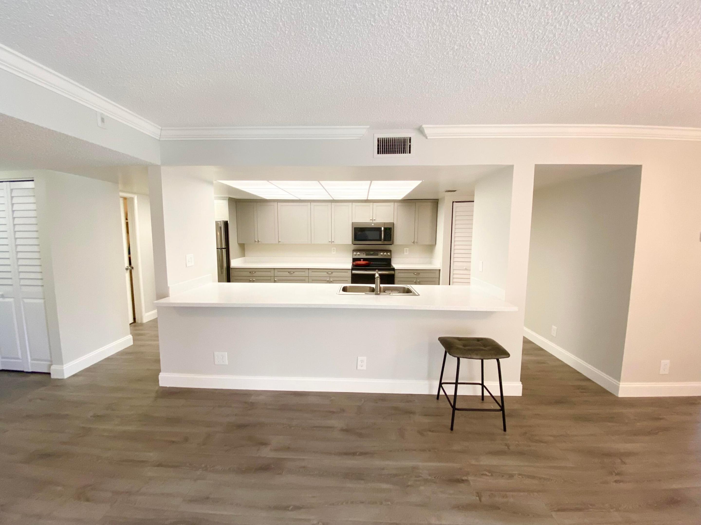 450 Egret Circle 9205