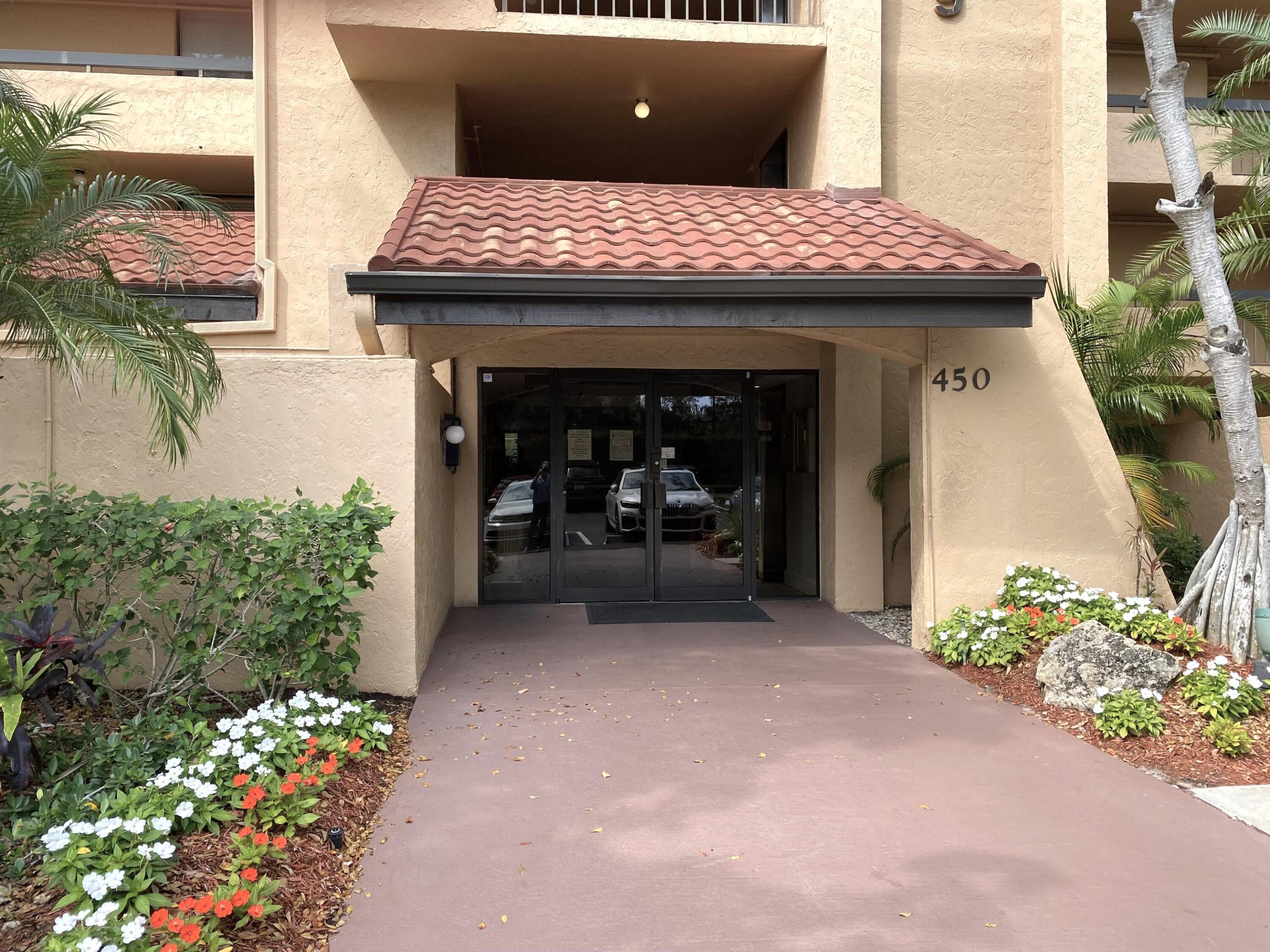 450 Egret Circle 9205