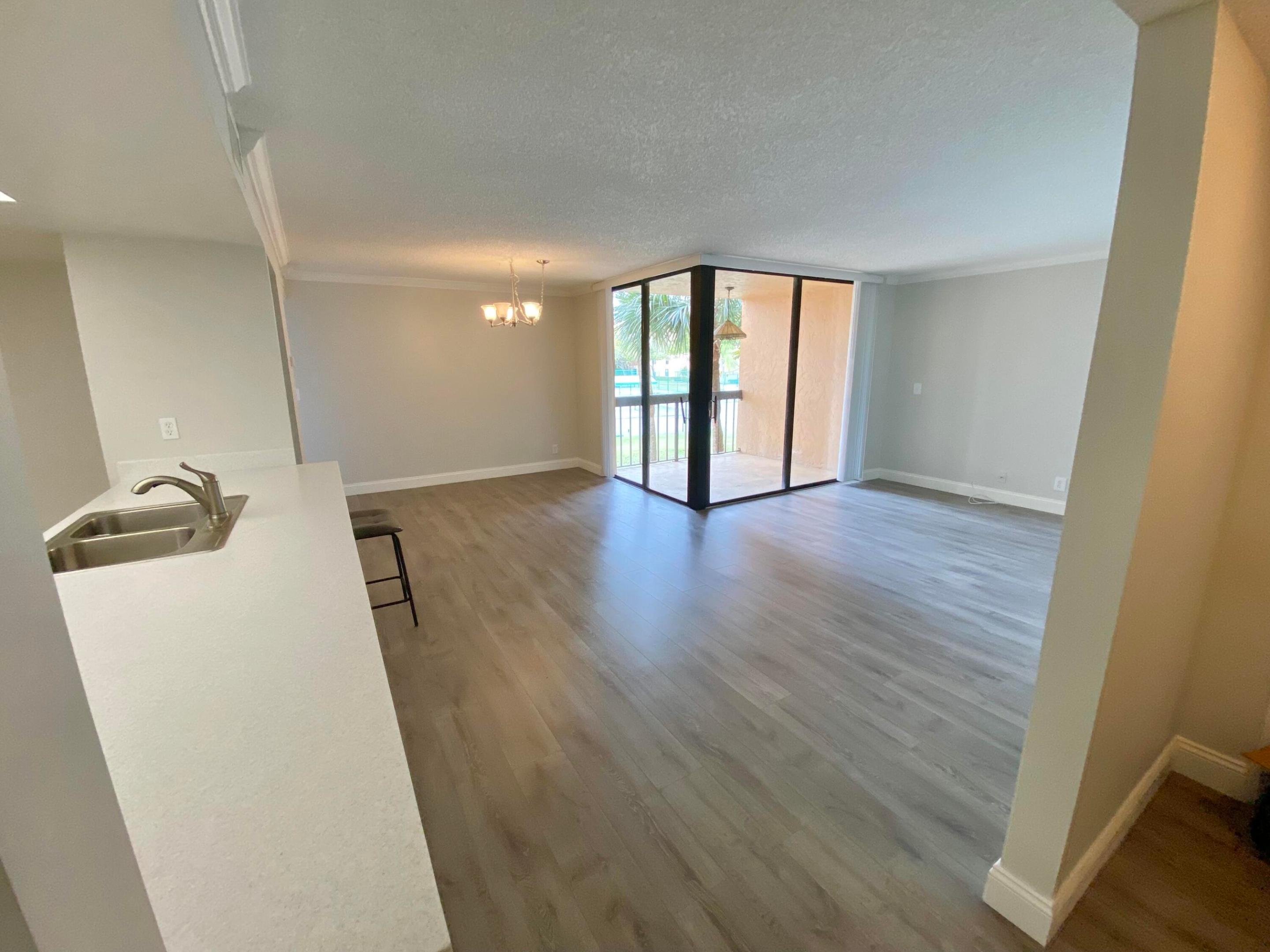 450 Egret Circle 9205