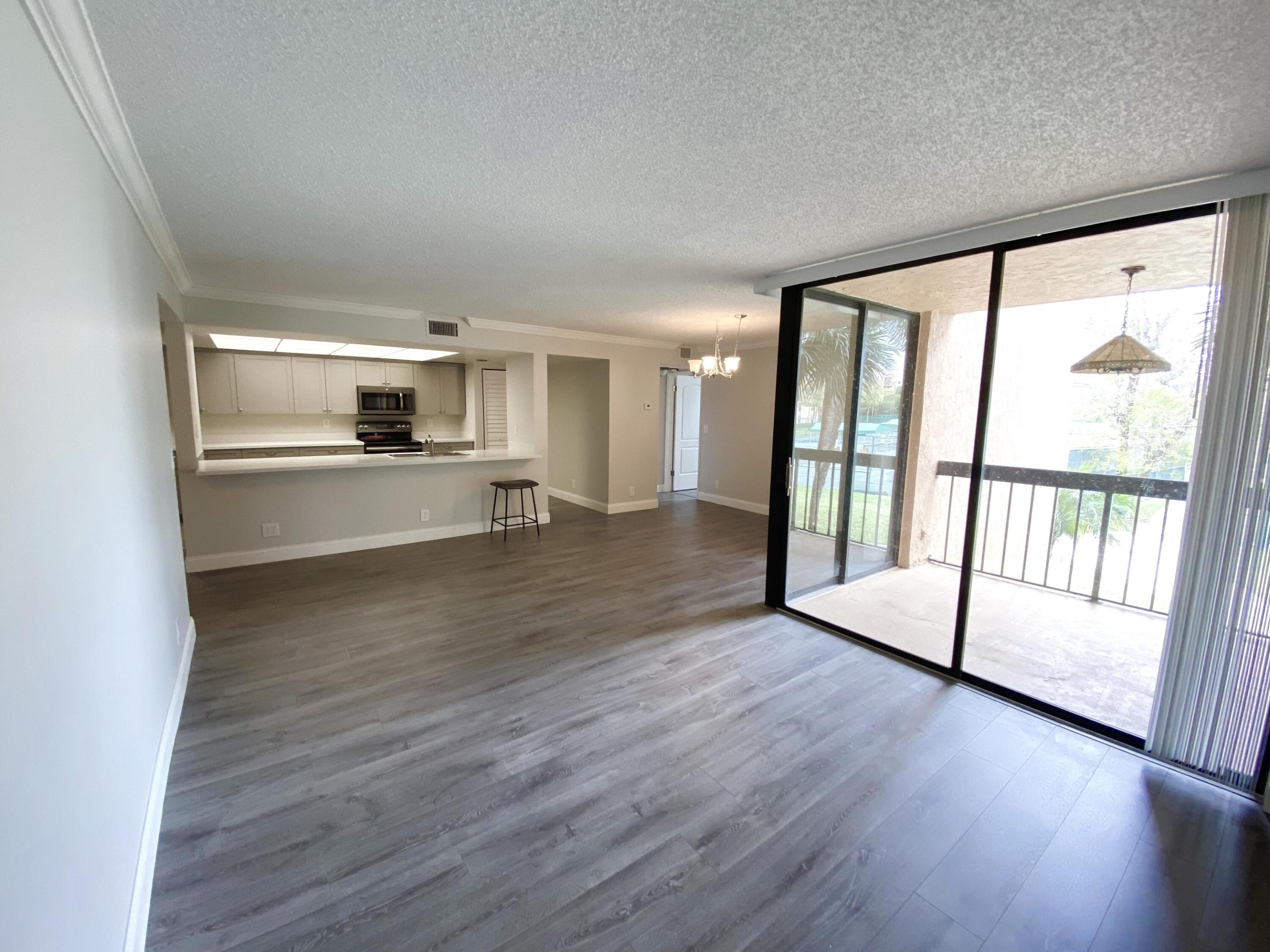 450 Egret Circle 9205