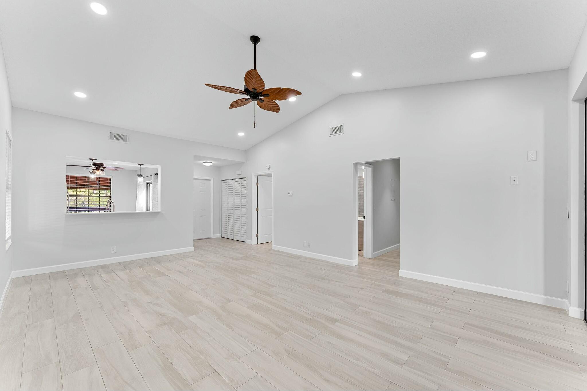 23032 Island View H
