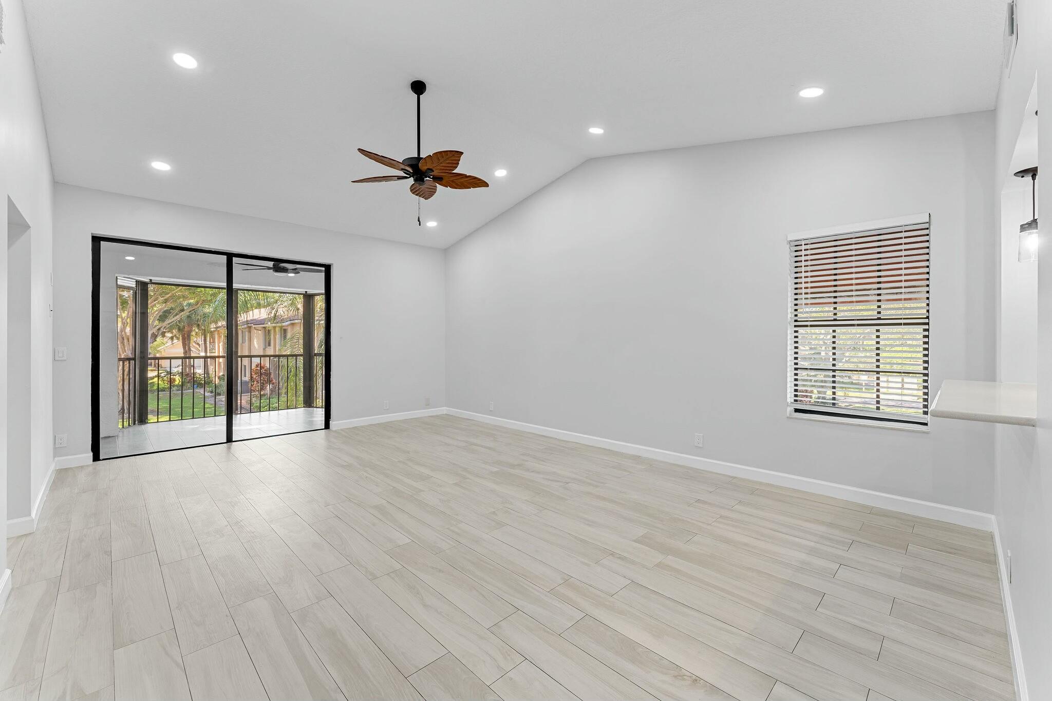 23032 Island View H
