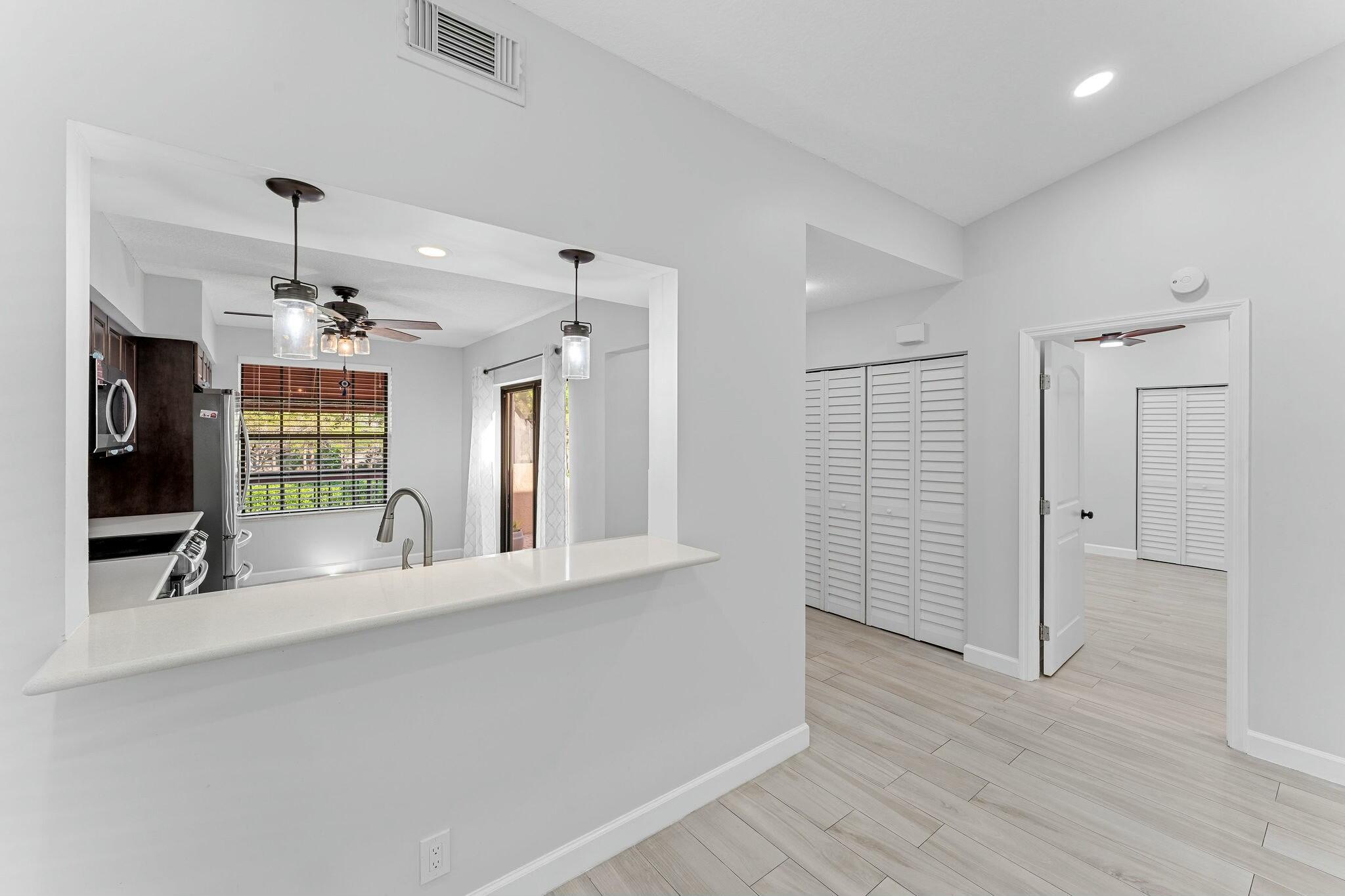 23032 Island View H