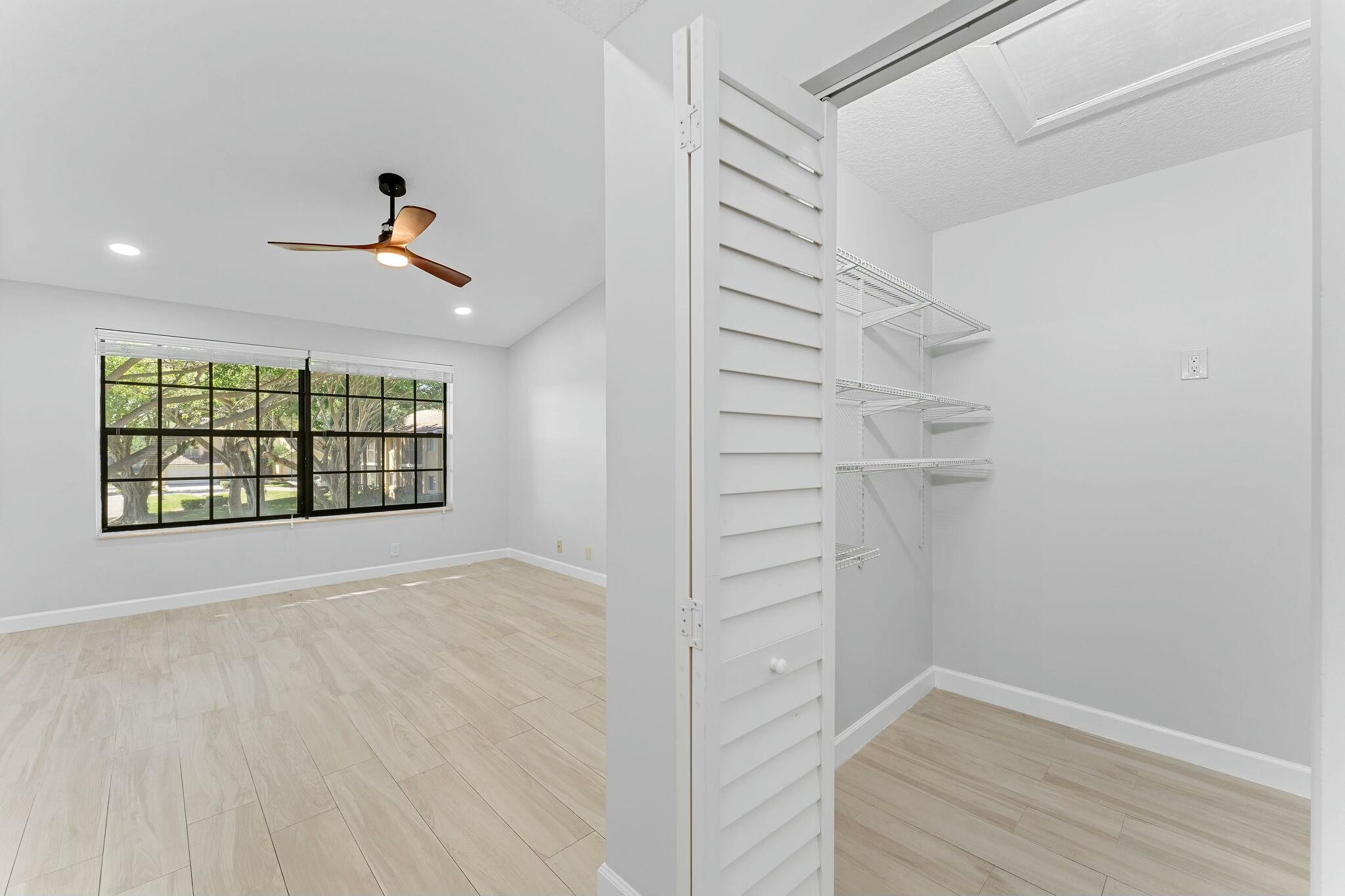 23032 Island View H