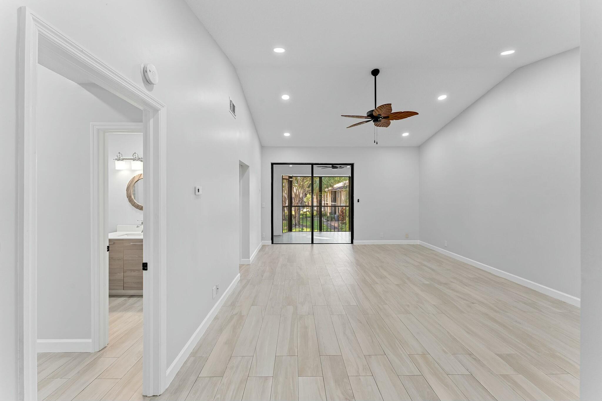 23032 Island View H