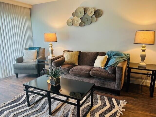 551 Greensward Lane 101-D