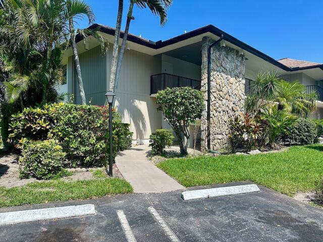 551 Greensward Lane 101-D