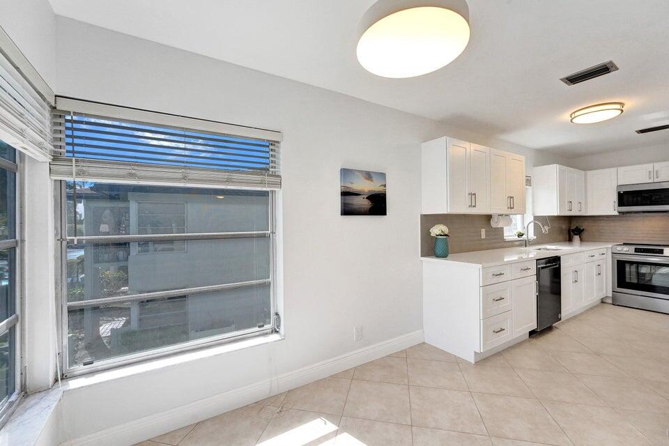 13889 Royal Palm Court B