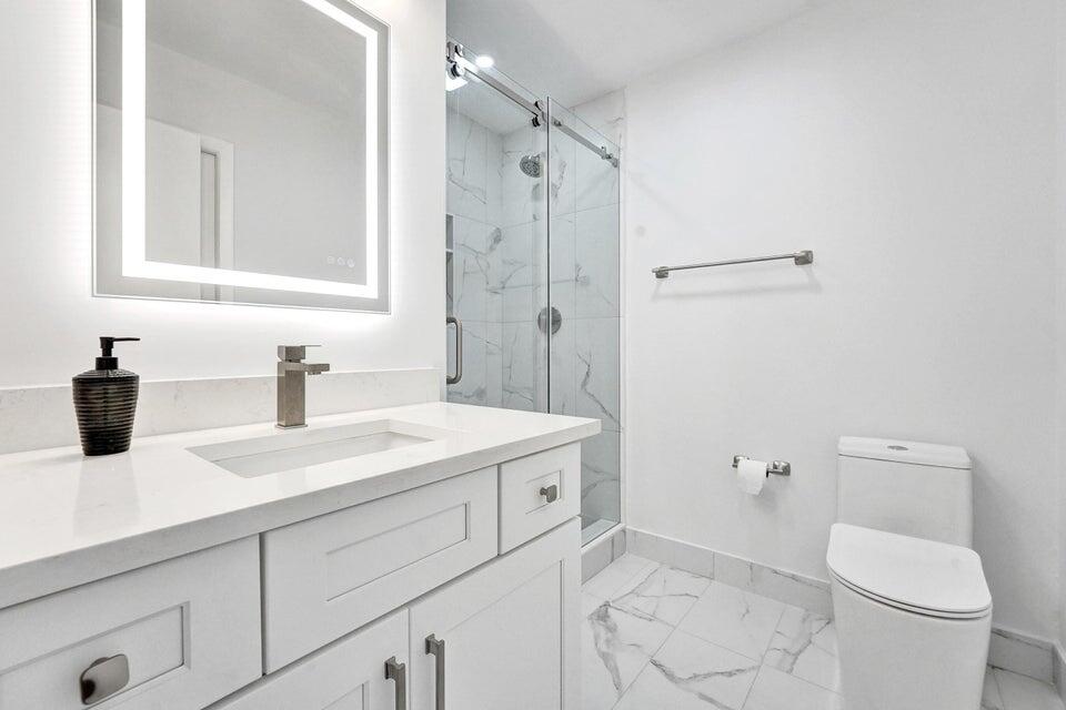 13889 Royal Palm Court B