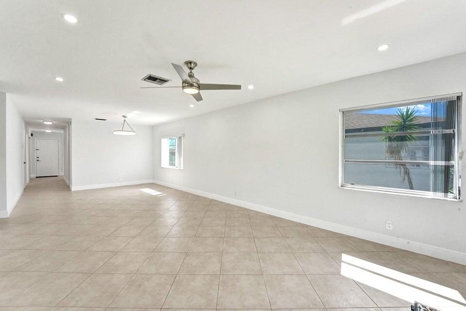 13889 Royal Palm Court B