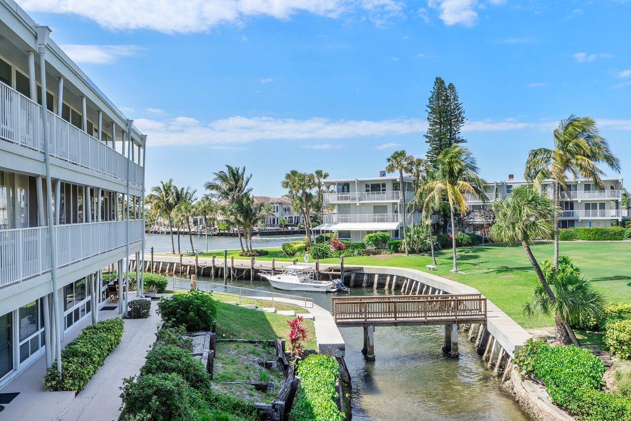 1221 Hillsboro Mile 25b