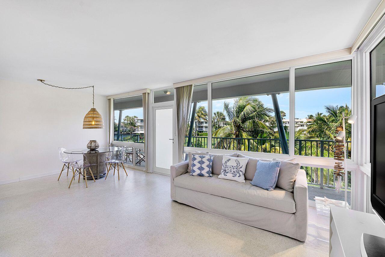 1221 Hillsboro Mile 25b