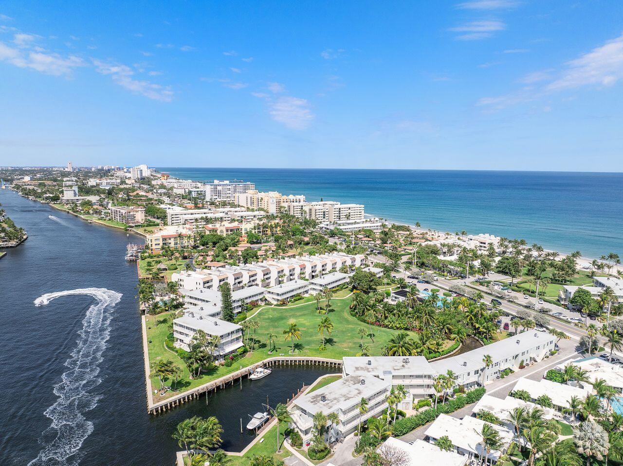 1221 Hillsboro Mile 25b