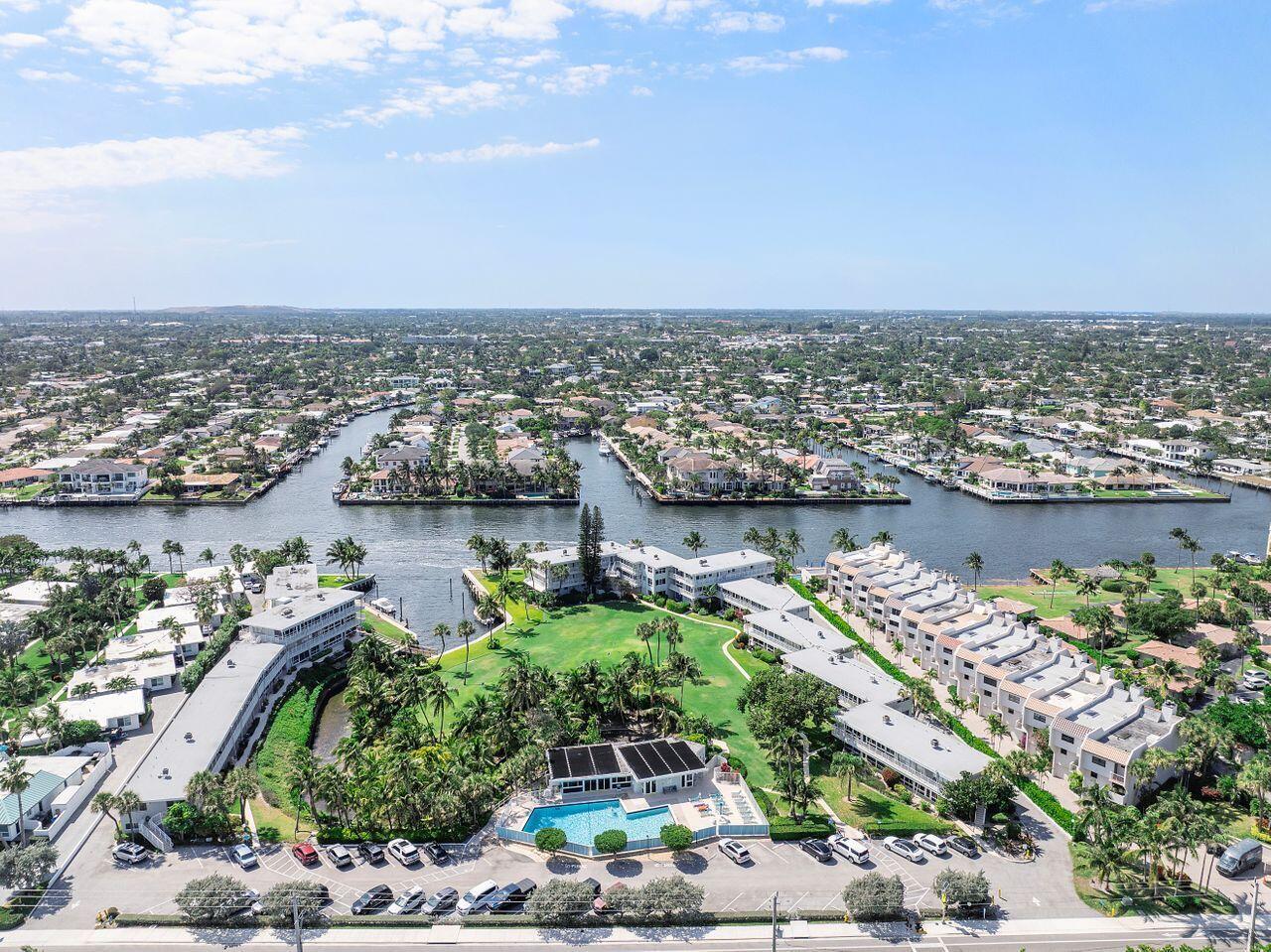 1221 Hillsboro Mile 25b