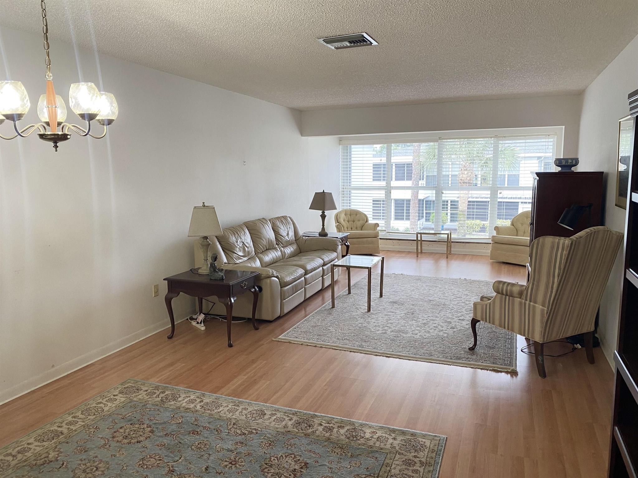 2721 SW 15th Street 202