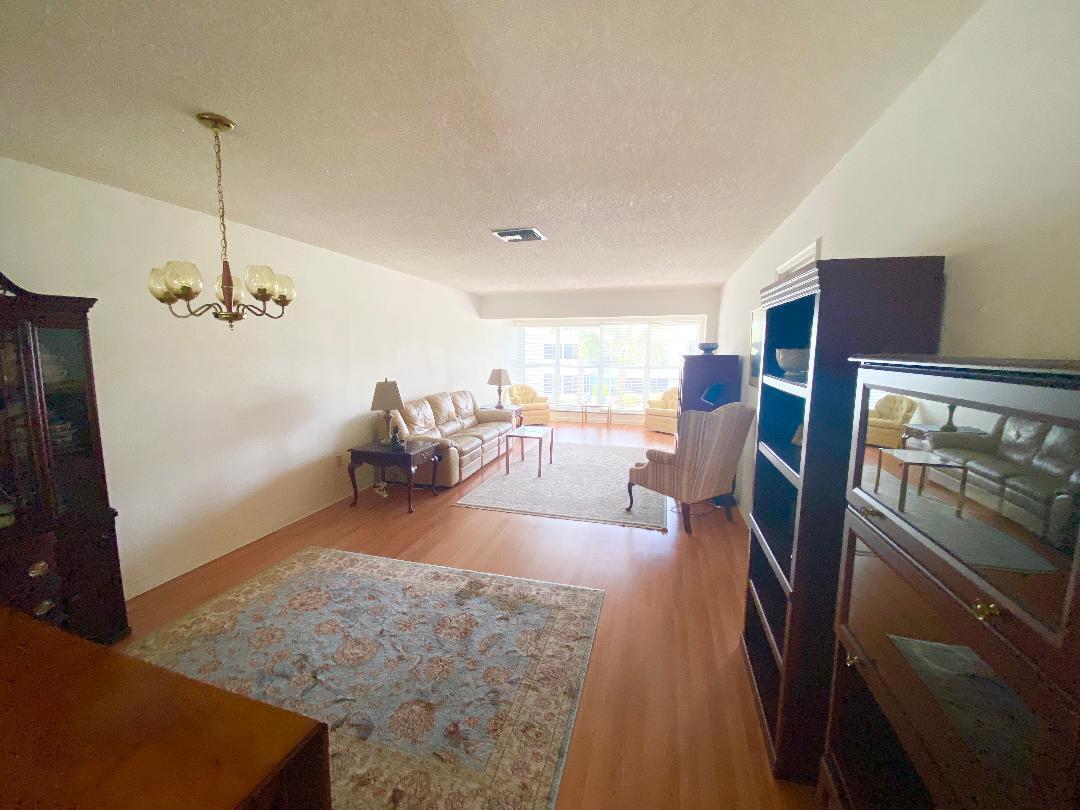 2721 SW 15th Street 202