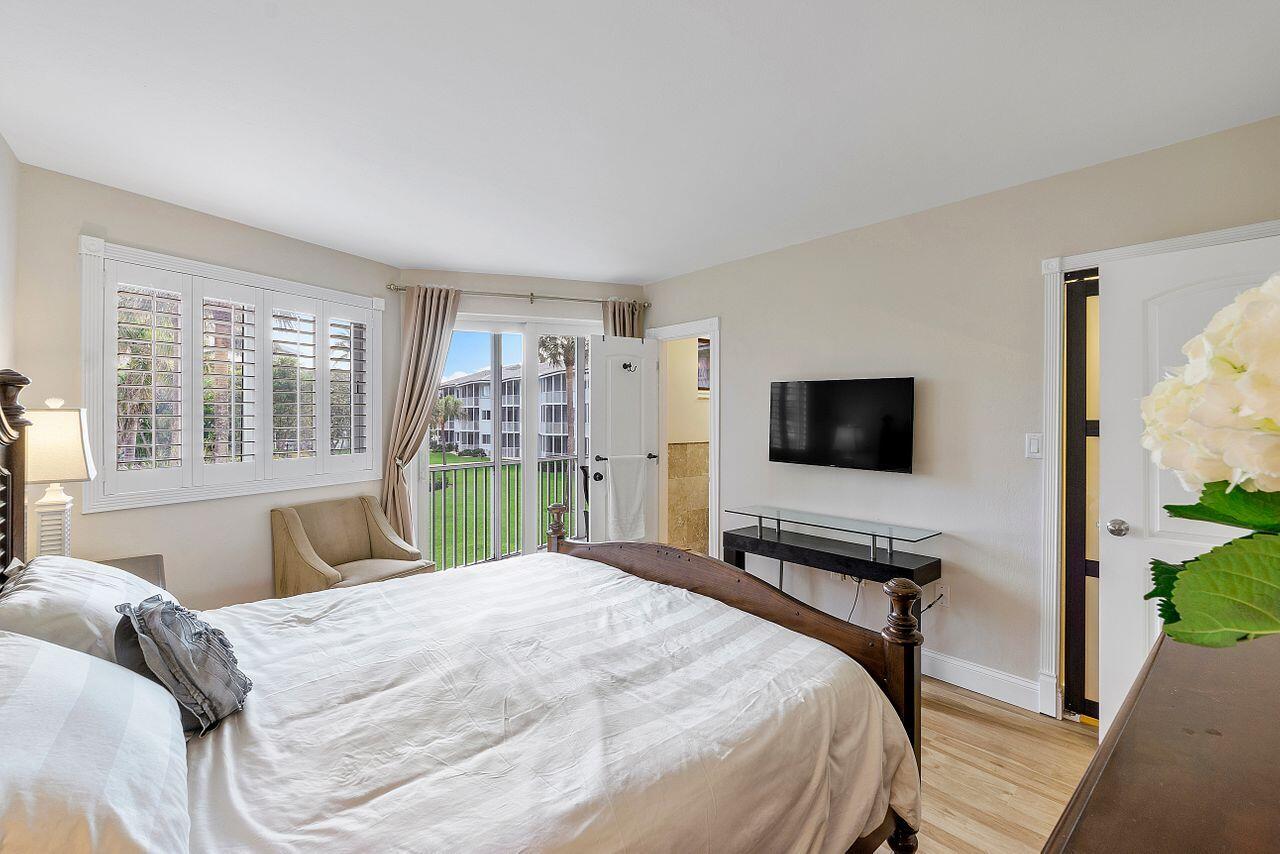 2700 Banyan Road 25c