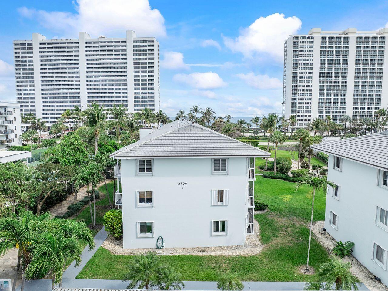 2700 Banyan Road 25c