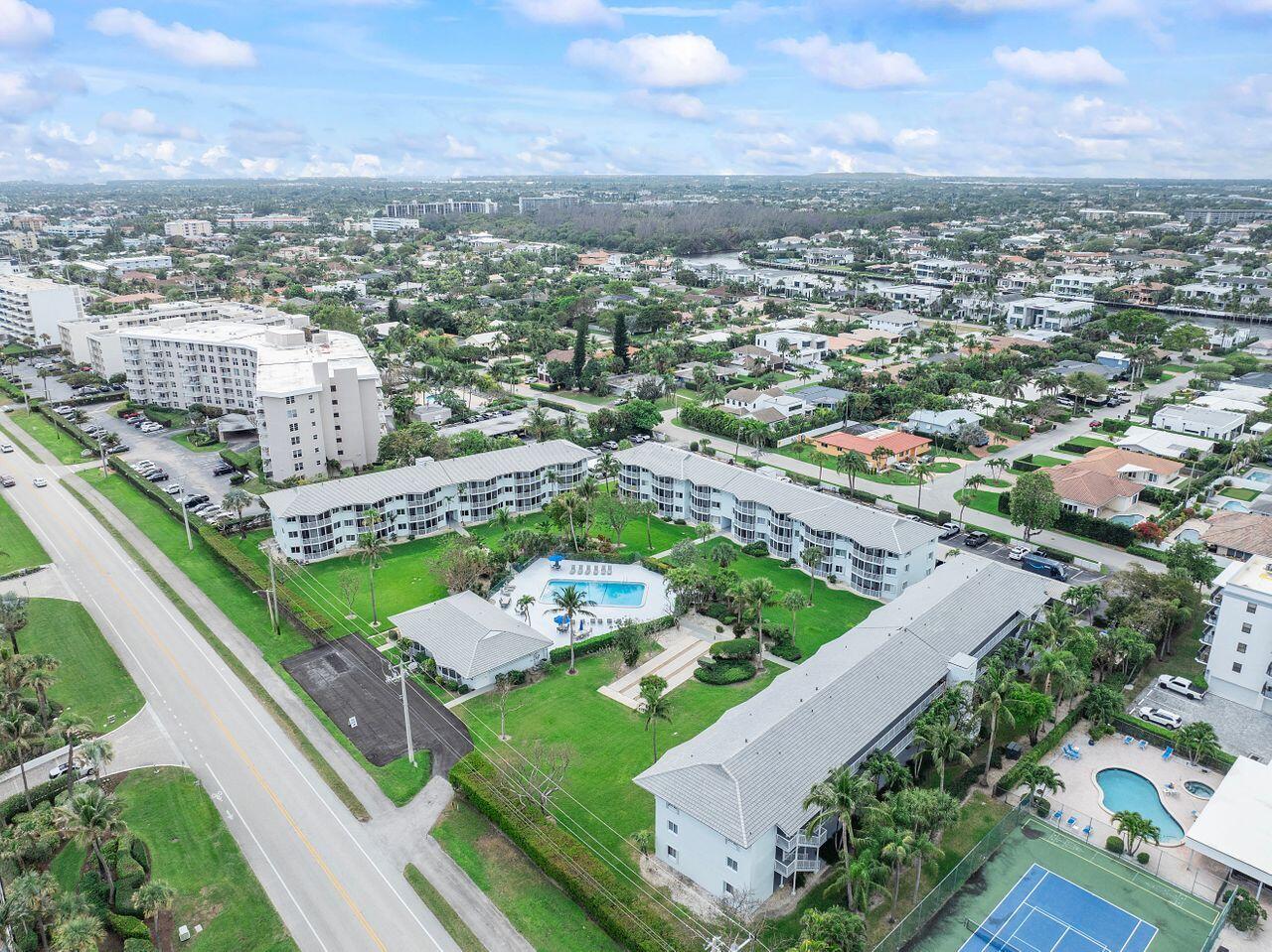 2700 Banyan Road 25c