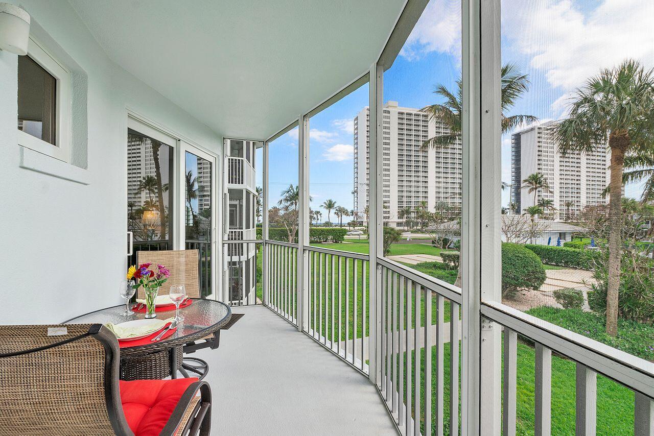 2700 Banyan Road 25c