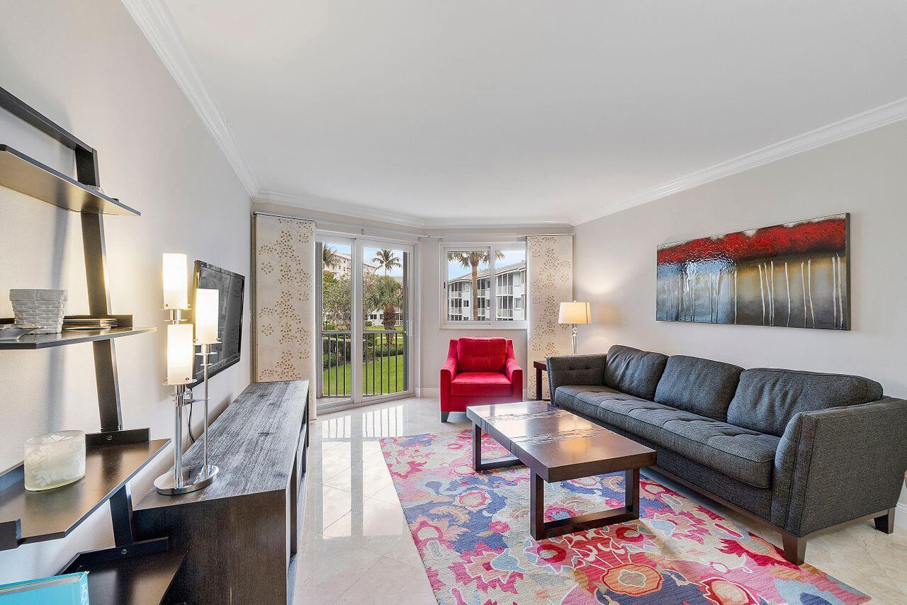 2700 Banyan Road 25c