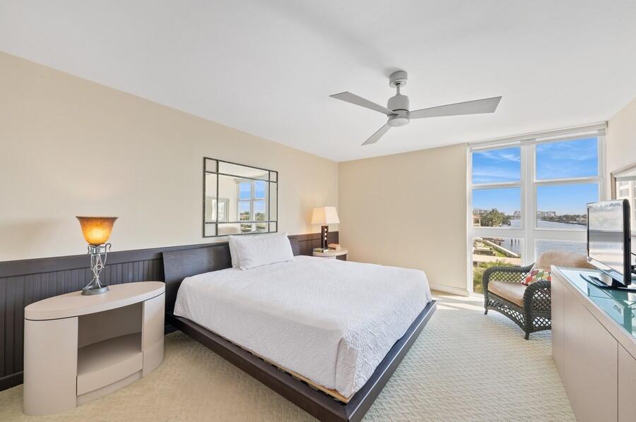 2200 S Ocean Boulevard 401