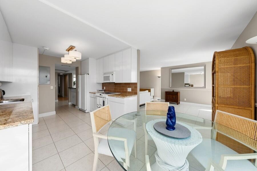 2200 S Ocean Boulevard 401