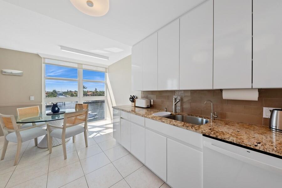 2200 S Ocean Boulevard 401