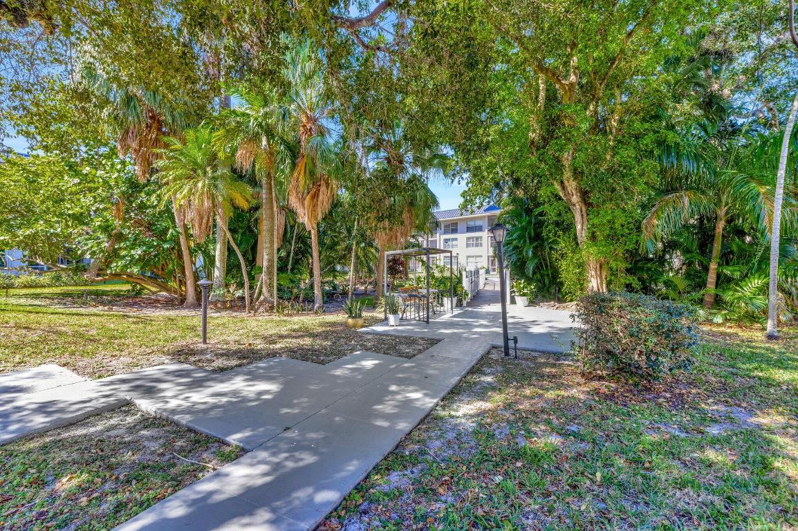 4025 N Federal Highway 314a