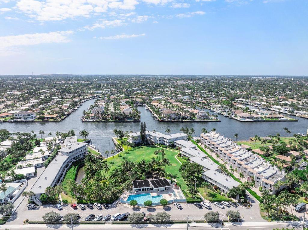 1221 Hillsboro Mile 40a