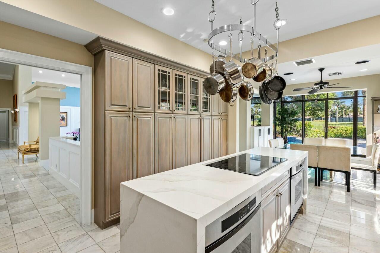 4869 Tallowwood Lane