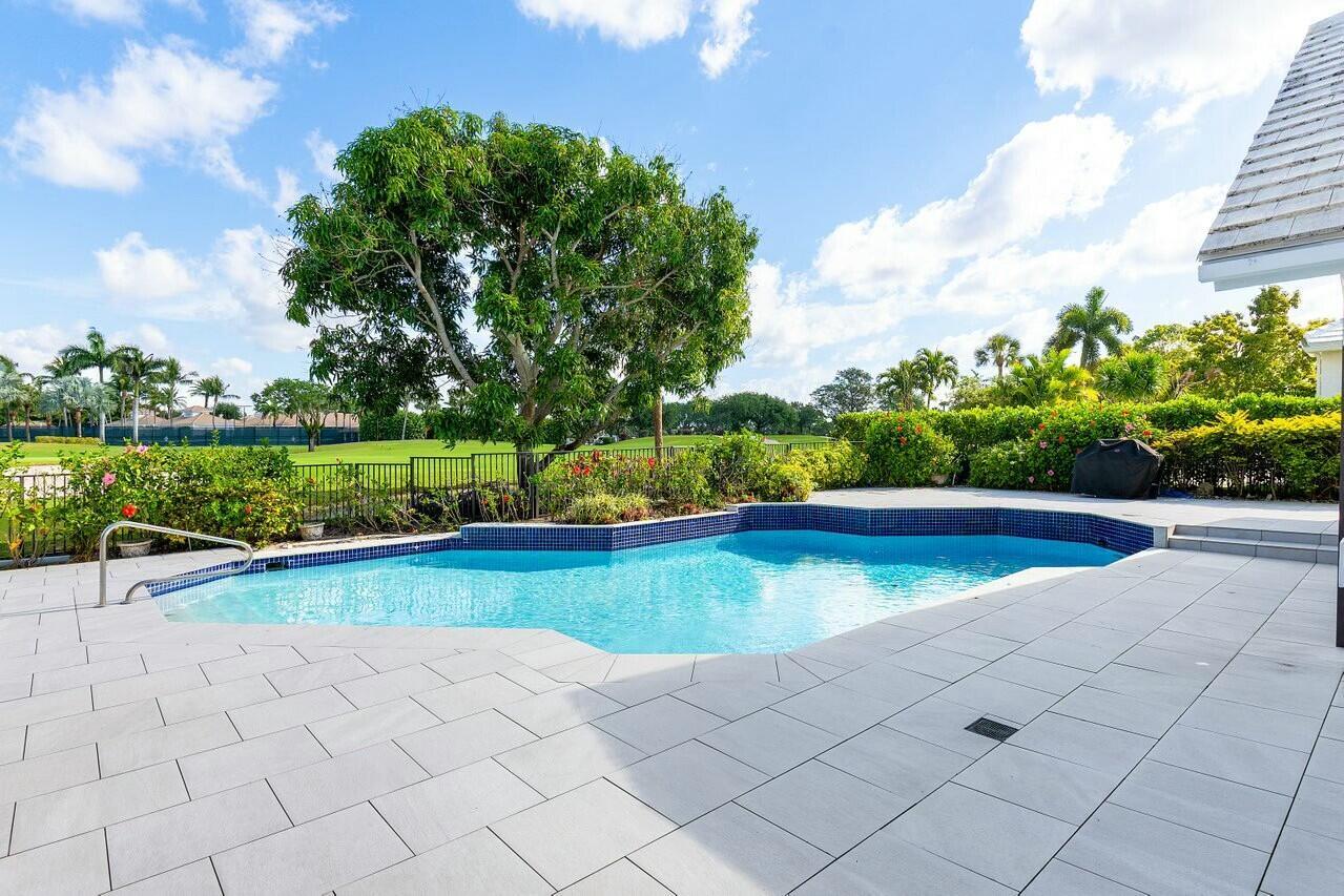 4869 Tallowwood Lane