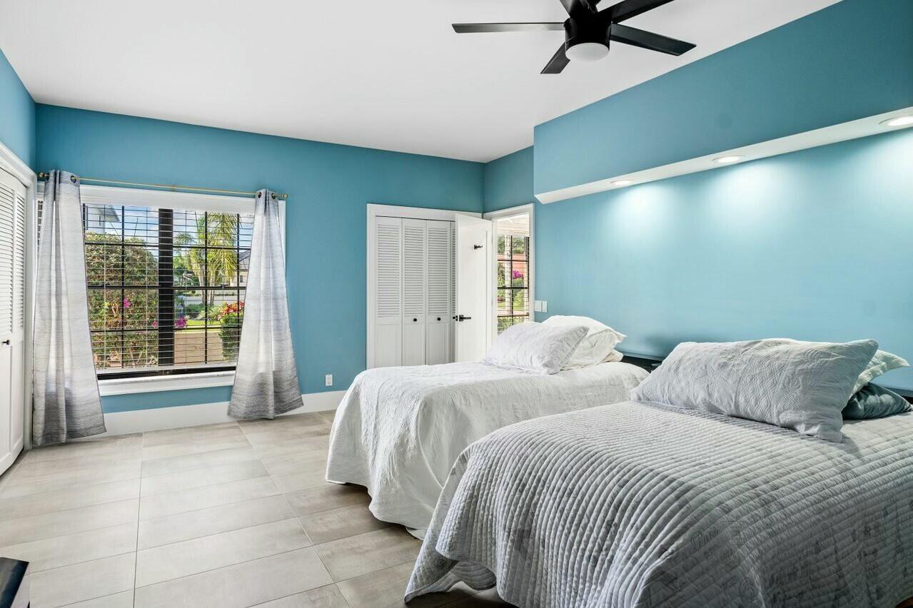 4869 Tallowwood Lane