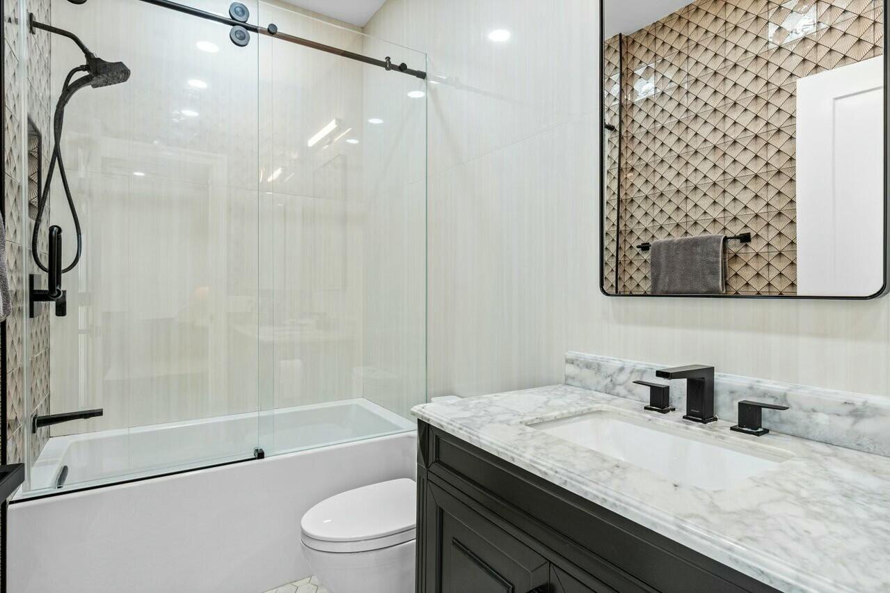 4869 Tallowwood Lane